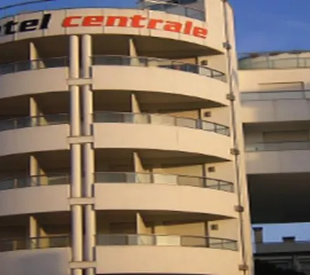 ホテル Hotel Centrale 3*