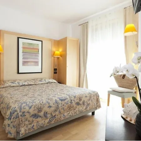 Hotel Centrale Hotel 3*