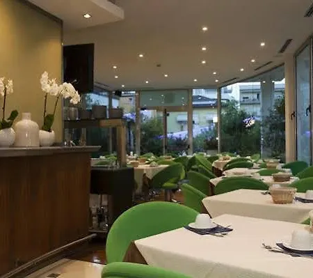 中央酒店 酒店