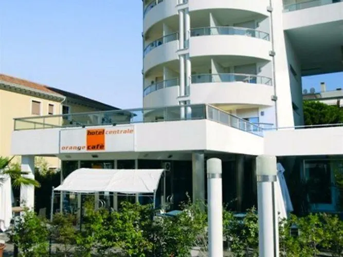Hotel Centrale Szálloda 3*