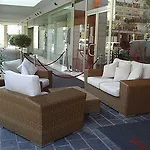 Hotel Centrale 호텔 리도 디 예솔로